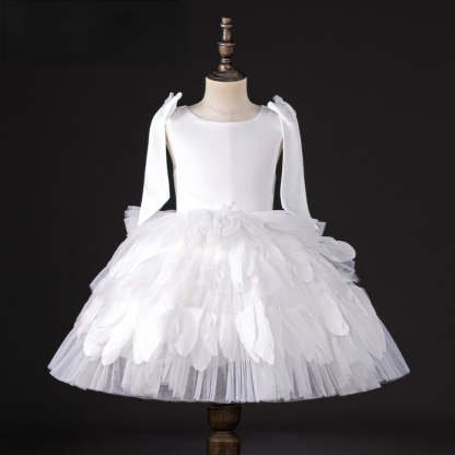 Elegant White A-Line Princess Flower Girl Dress with Feathers Bow and Round Neck