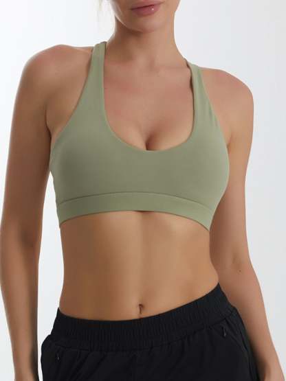 Minimalist Solid Classic Sports Bra for Training in Polyester