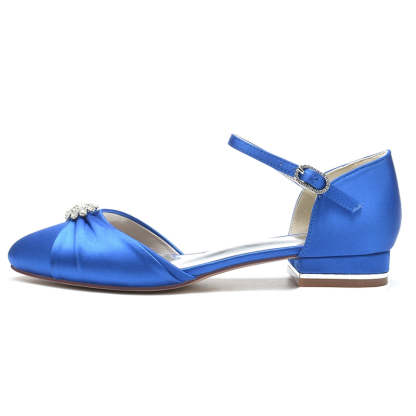 Elegant Closed-Toe Bridal Shoes for Women with Rhinestone Buckles and Ruffles
