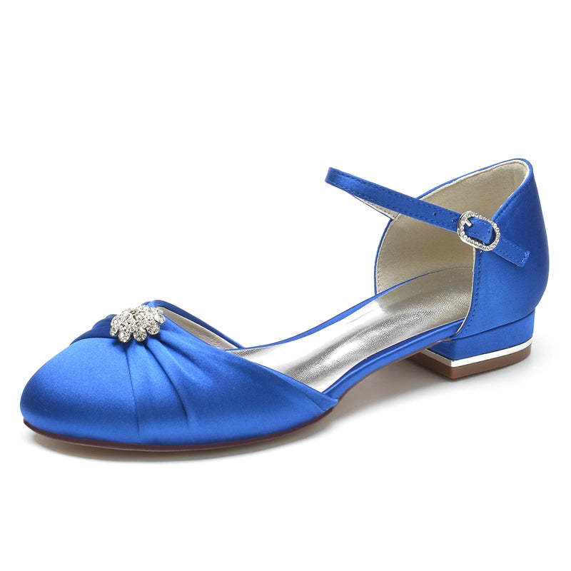 Elegant Closed-Toe Bridal Shoes for Women with Rhinestone Buckles and Ruffles