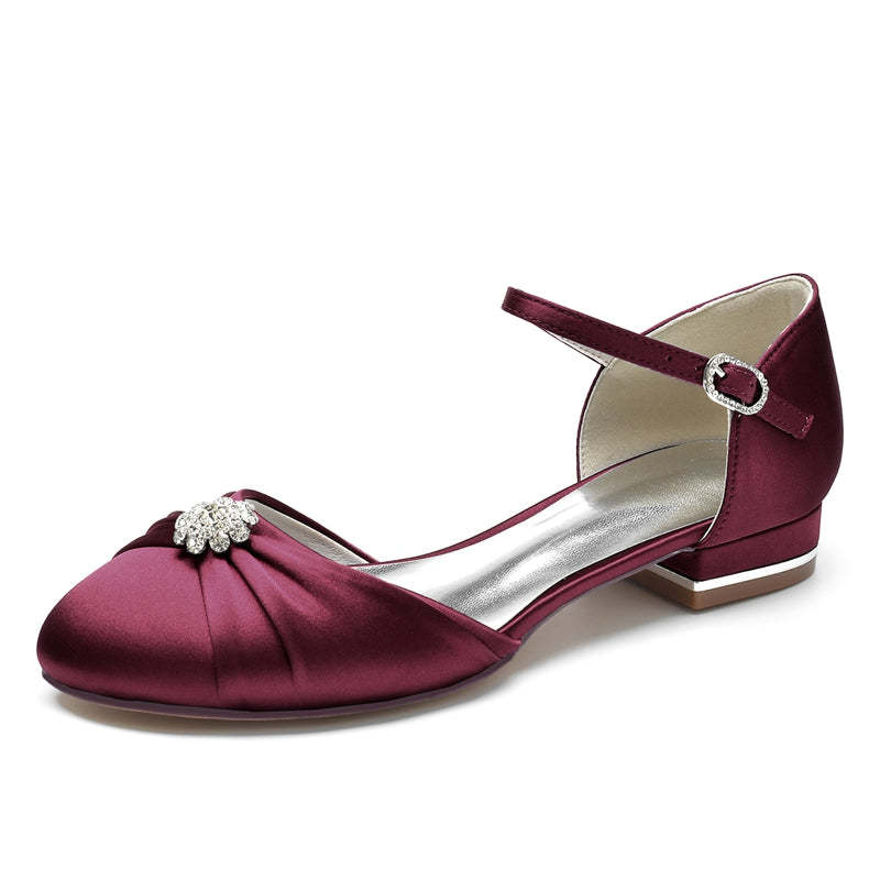 Elegant Closed-Toe Bridal Shoes for Women with Rhinestone Buckles and Ruffles
