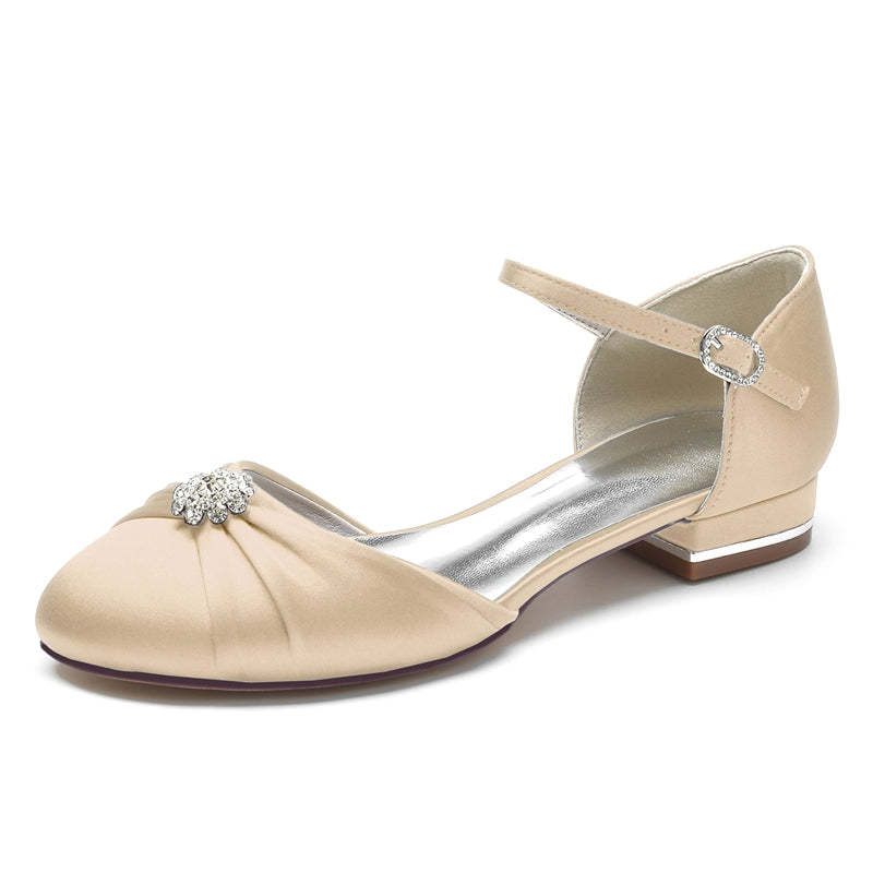 Elegant Closed-Toe Bridal Shoes for Women with Rhinestone Buckles and Ruffles