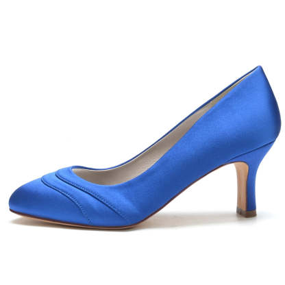 Bridal Shoes for Women with Closed Toe and Mid Heel in Wave Design