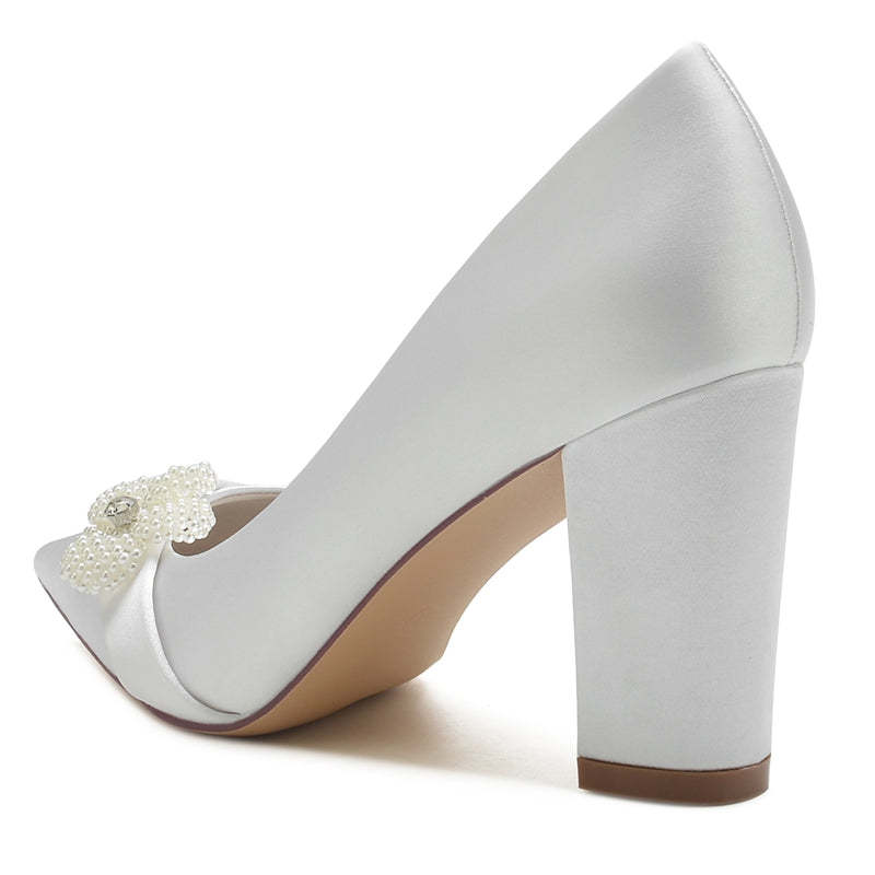 White Closed-Toe Bridal Shoes with Pearl Flower for Women