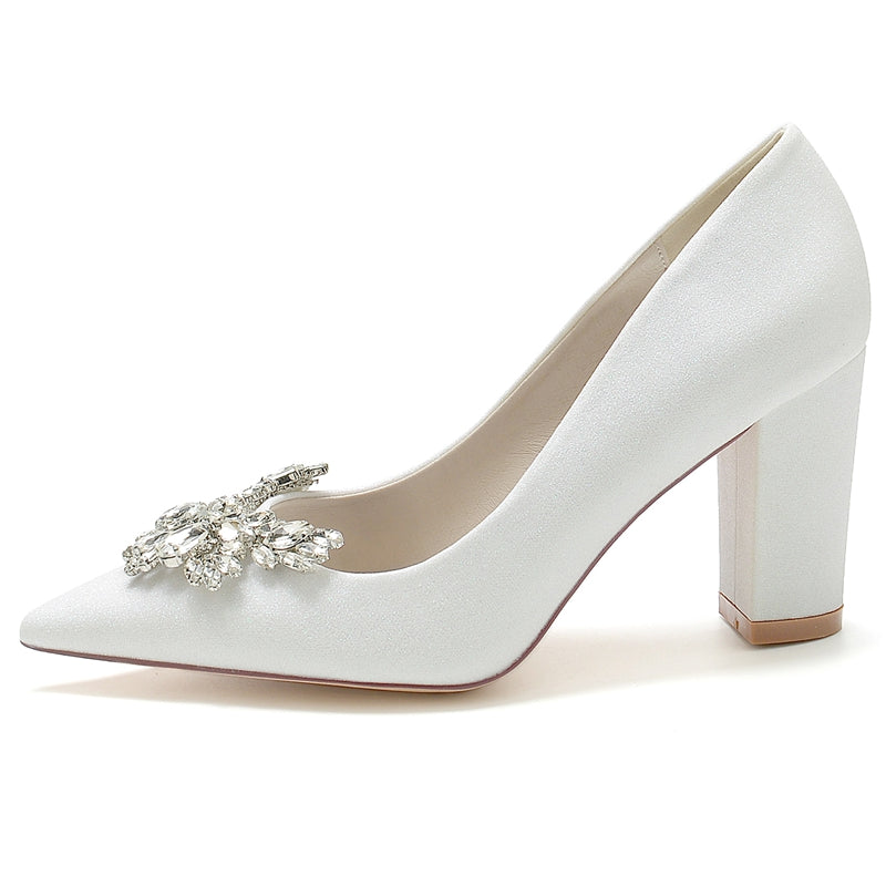Elegant Bridal Shoes for Women with Pointed Toe and Chunky Heel Adorned with Delicate Rhinestone