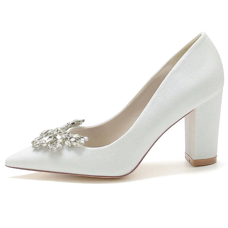 Elegant Bridal Shoes for Women with Pointed Toe and Chunky Heel Adorned with Delicate Rhinestone