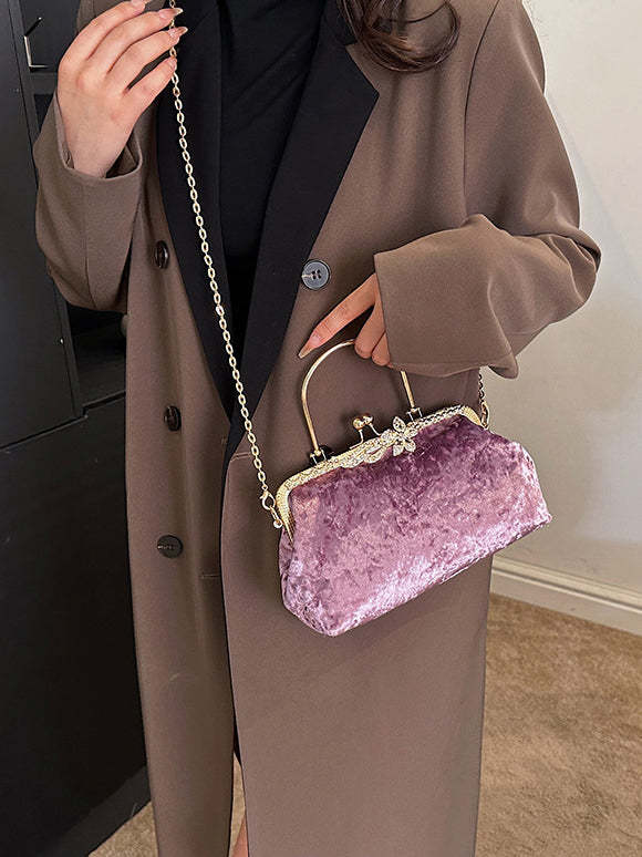 Elegant Velvet Evening Clutch in Wine Red for Fashionable Evenings