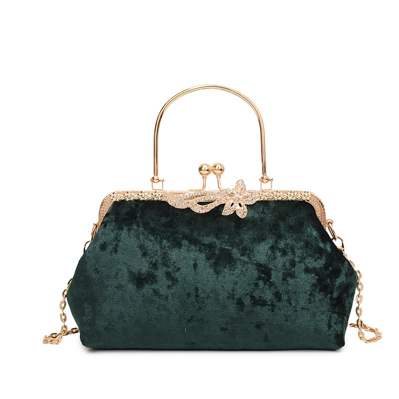 Elegant Velvet Evening Clutch in Wine Red for Fashionable Evenings