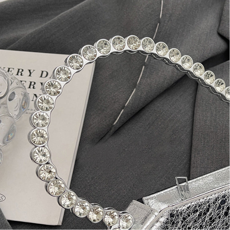 Elegant Silver Evening Clutch with Rhinestone Accents and Sweet Heart Design
