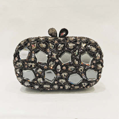 Retro-Inspired Square Evening Clutch with Elegant Irregular Glass Diamond Accents
