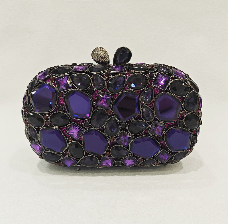 Retro-Inspired Square Evening Clutch with Elegant Irregular Glass Diamond Accents