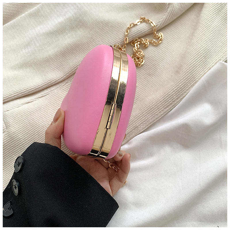 Elegant Minimalist PU Heart Chain Clutch for Weddings and Parties