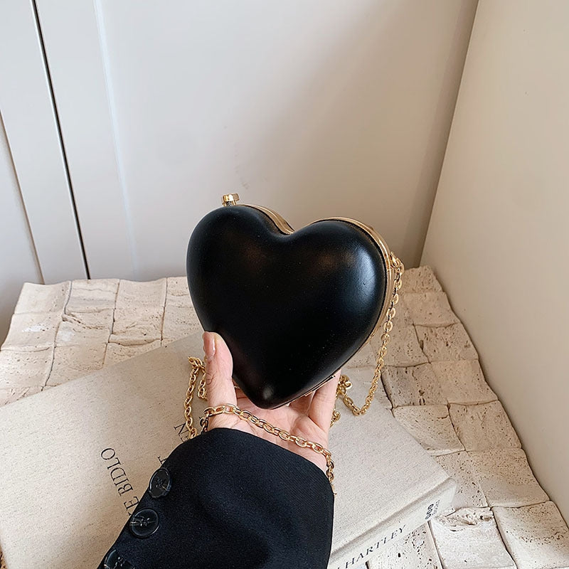 Elegant Minimalist PU Heart Chain Clutch for Weddings and Parties