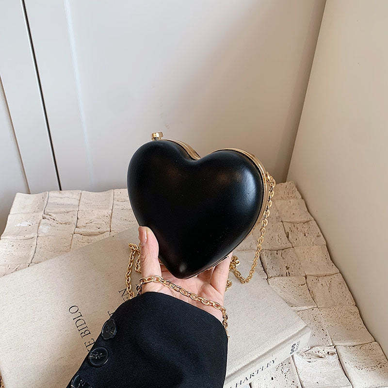 Elegant Minimalist PU Heart Chain Clutch for Weddings and Parties