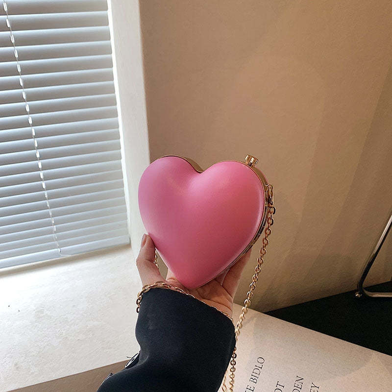 Elegant Minimalist PU Heart Chain Clutch for Weddings and Parties