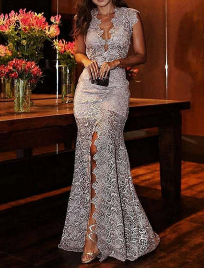 Mermaid/Trumpet V-Neck Lace Gown for Weddings