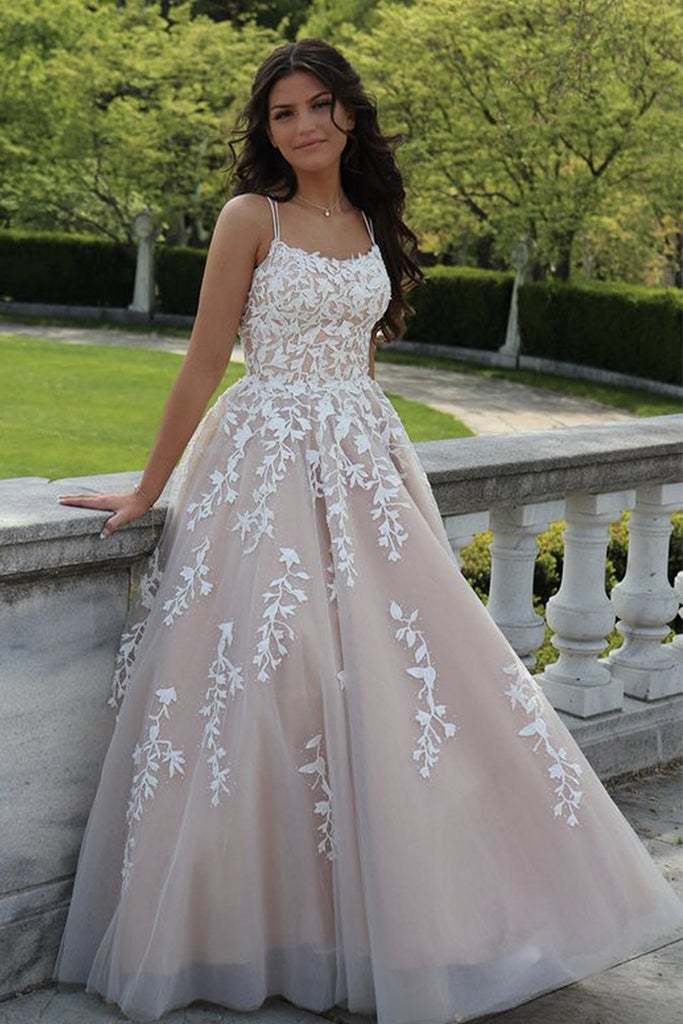 Spaghetti Strap Lace Ball Gown Wedding Dress with Floor-length Hem