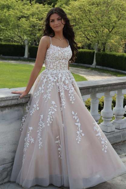 Spaghetti Strap Lace Ball Gown Wedding Dress with Floor-length Hem