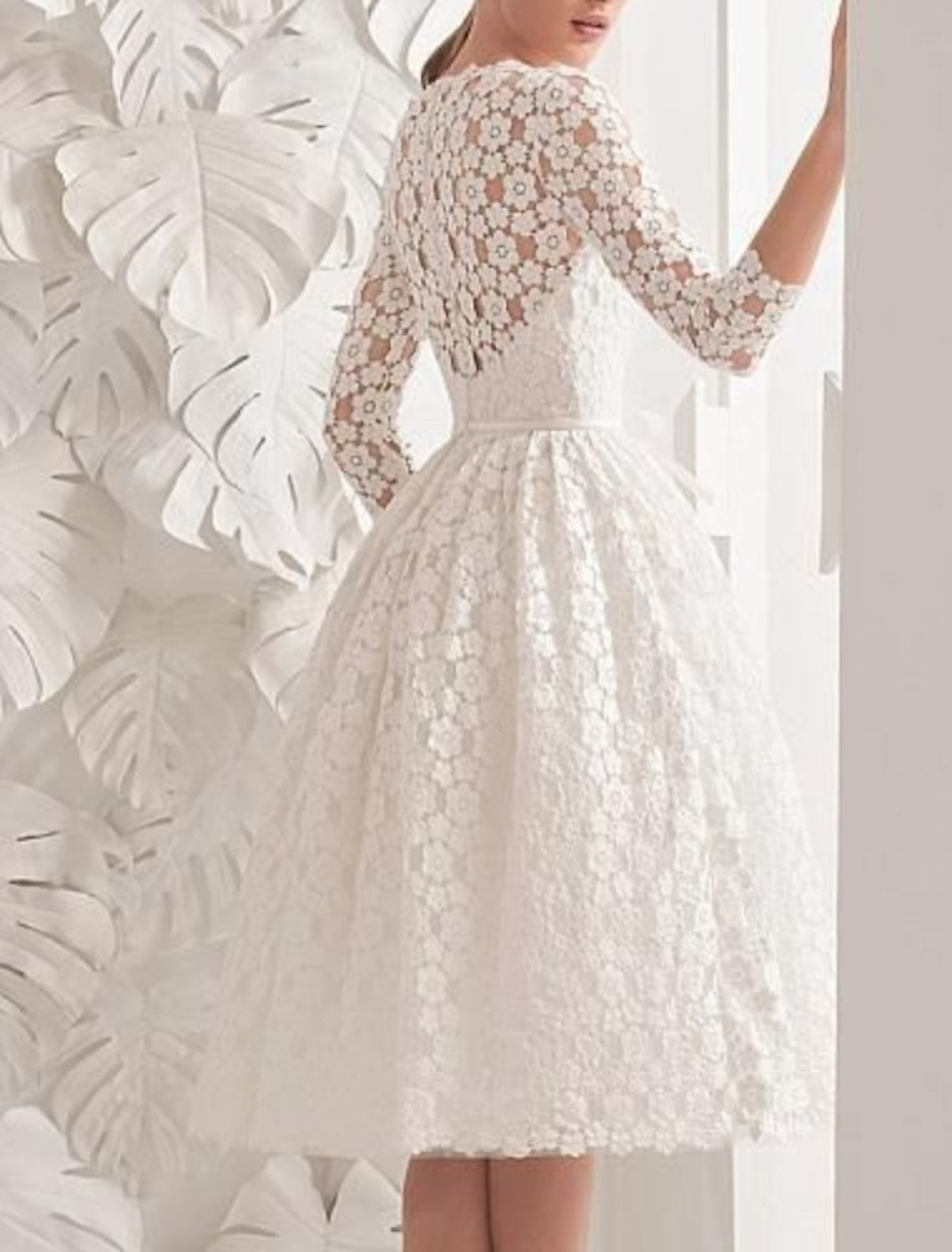 Knee-length Lace Wedding Dress with A-Line Princess Scoop Neckline