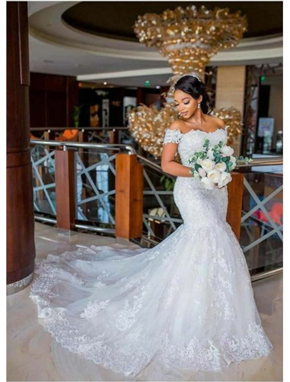 Off-the-Shoulder Floor-length Lace Wedding Dress in Trumpet/Mermaid Style