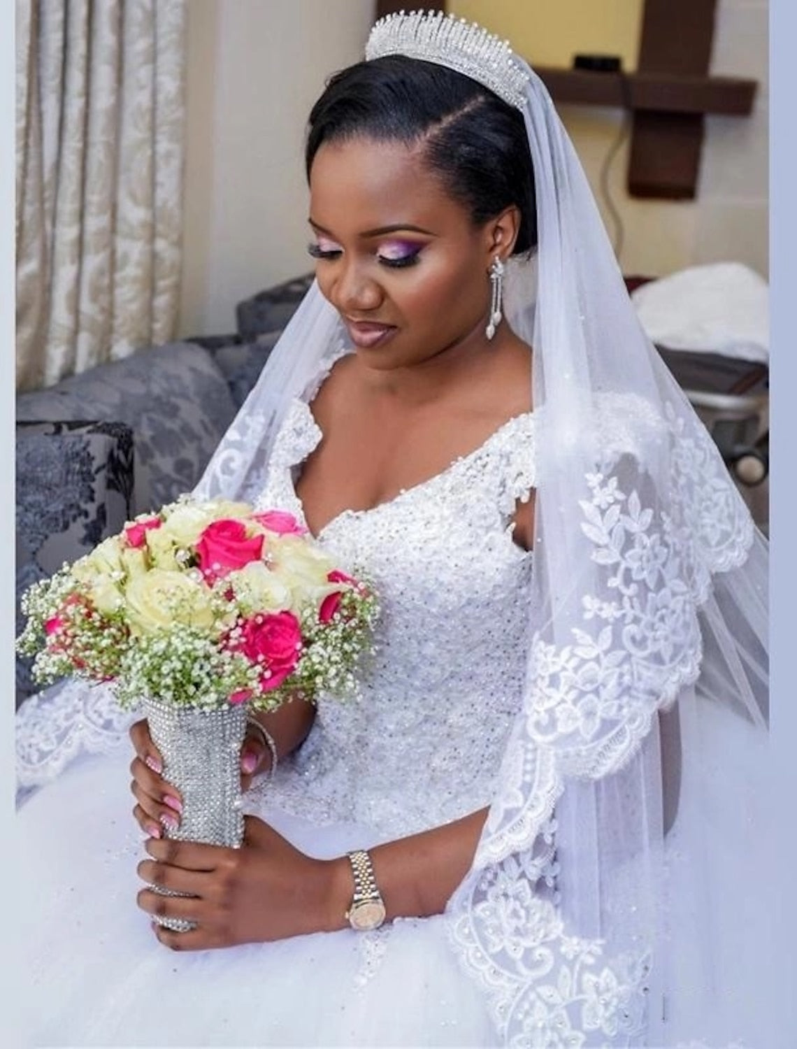 V-Neck Lace Ball Gown Wedding Dress with Floor-Length Skirt