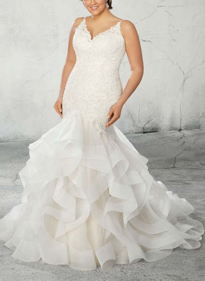 Plus Size Lace Wedding Dress with Trumpet/Mermaid V-Neck, Applique & Ruffles