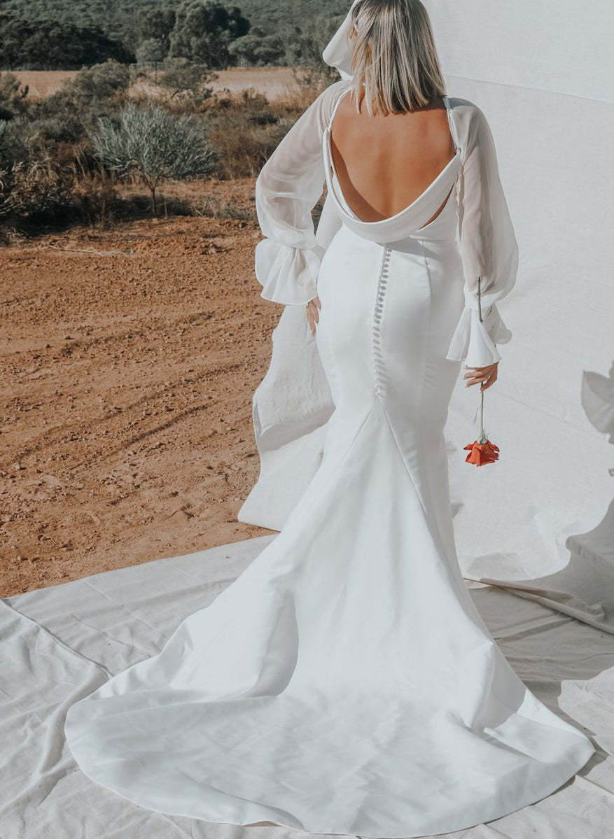 Plus Size V-Neck Mermaid Wedding Dress with Long Sleeves
