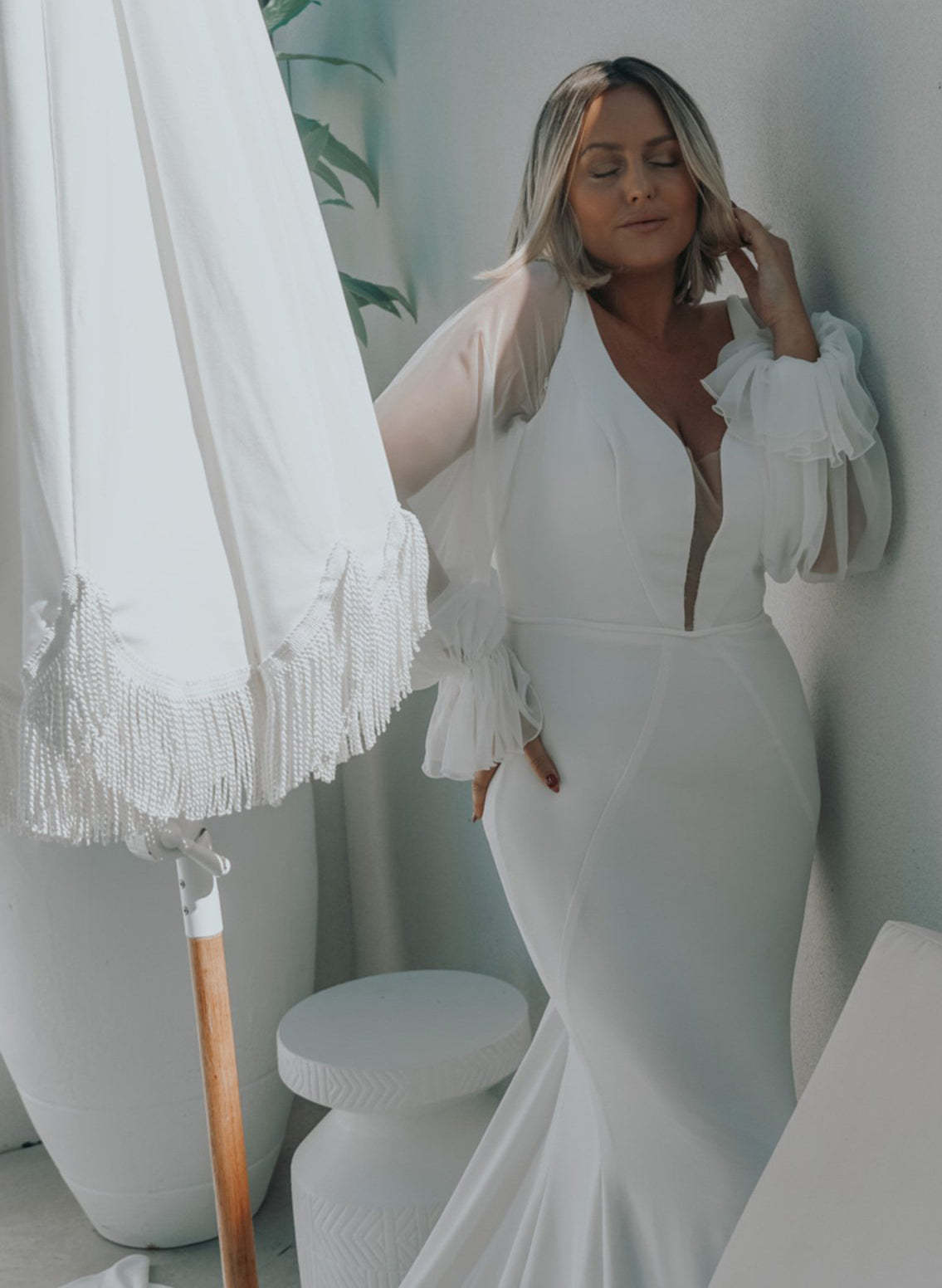 Plus Size V-Neck Mermaid Wedding Dress with Long Sleeves