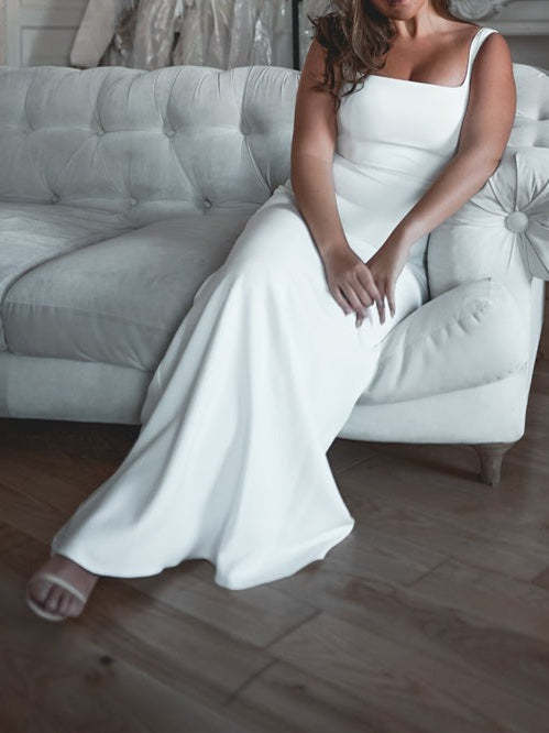 Mermaid Square Neck Floor-Length Bridal Gown with Trumpet Silhouette