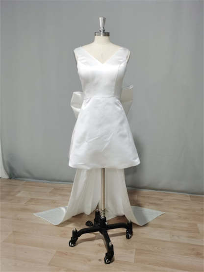 V-Neck Mini A-Line Princess Wedding Dress Featuring a Bow