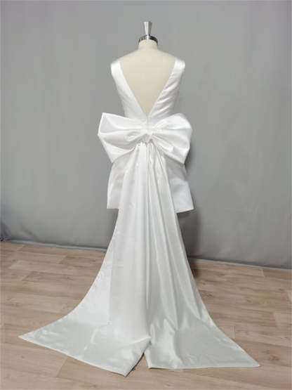 V-Neck Mini A-Line Princess Wedding Dress Featuring a Bow