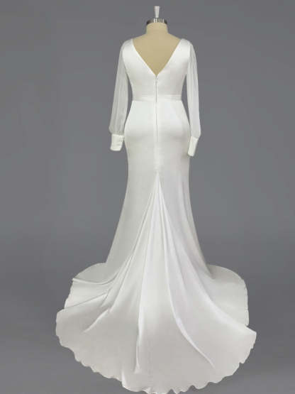 Mermaid/Trumpet V-Neck Wedding Gown with Long Sleeves and Floor-Length Hem