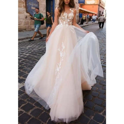 Sleeveless V-Neck Beach Wedding Dress with Appliques in A-Line/Princess Style