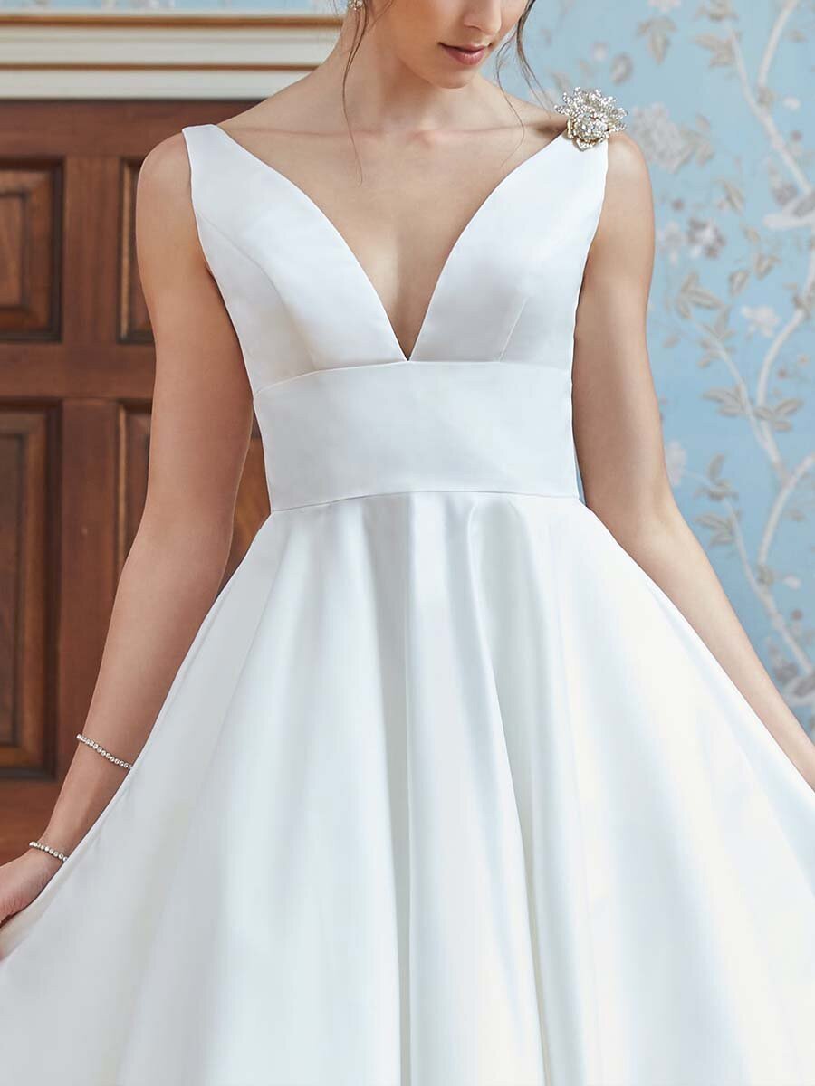 V-Neck A-Line Princess Tea-Length Wedding Gown