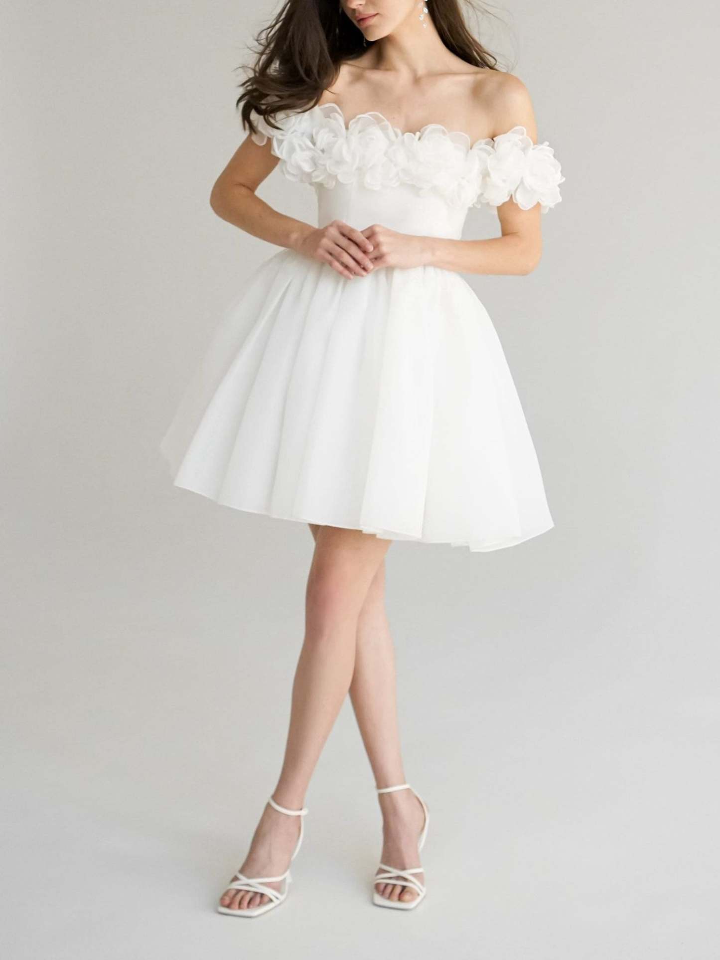 Short Sweetheart Flower Wedding Dress with Off-The-Shoulder A-Line/Princess Silhouette