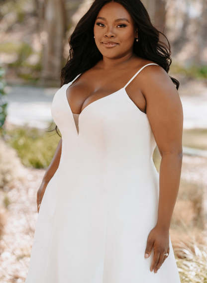 Plus Size V-Neck A-Line Princess Wedding Dress with Spaghetti Straps