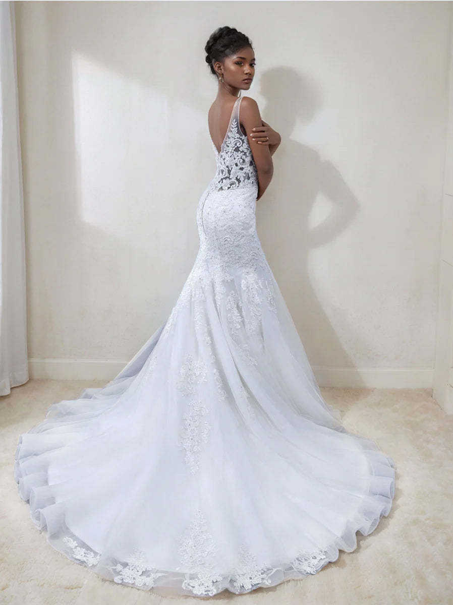 V-Neck Sleeveless Trumpet/Mermaid Wedding Dresses Featuring Lace Appliques
