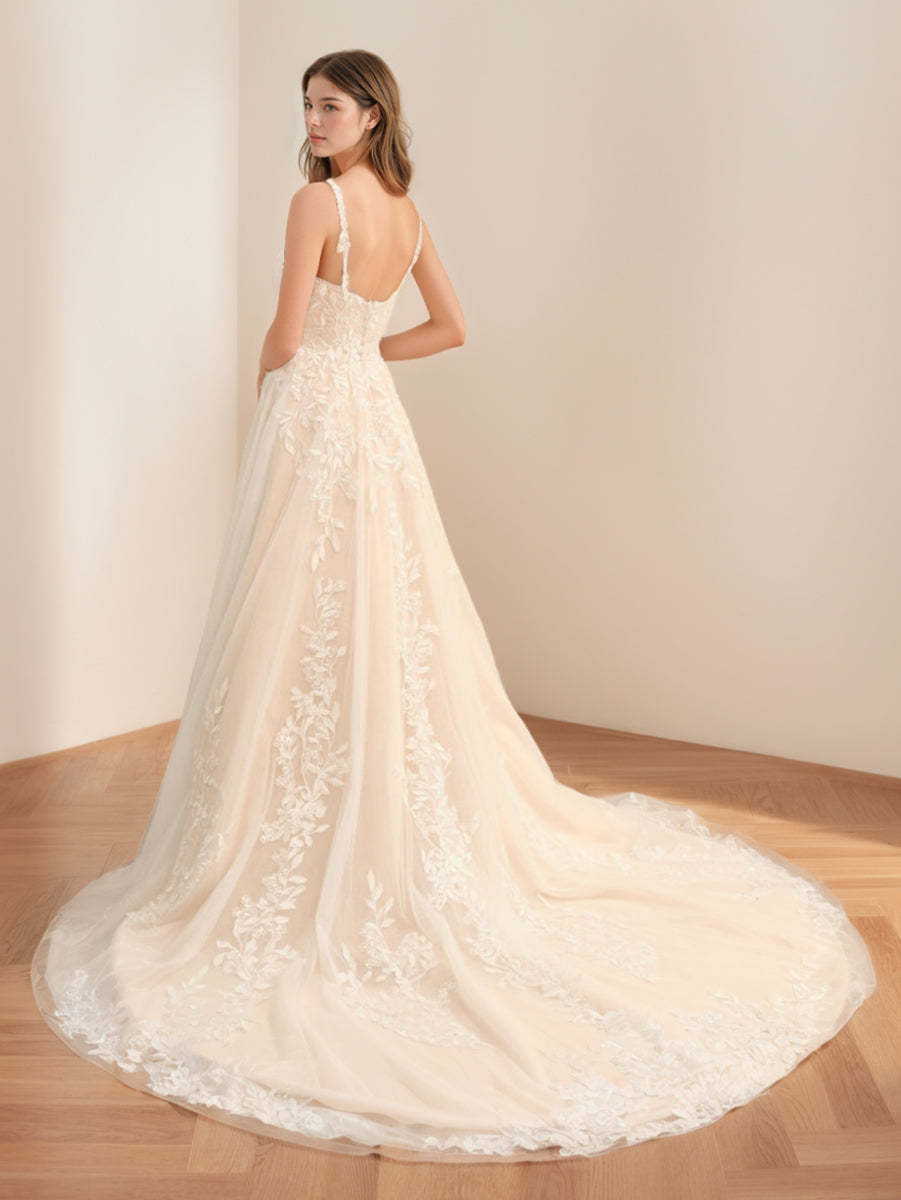 Spaghetti Strap Sleeveless A-Line Princess Wedding Gown with Appliques