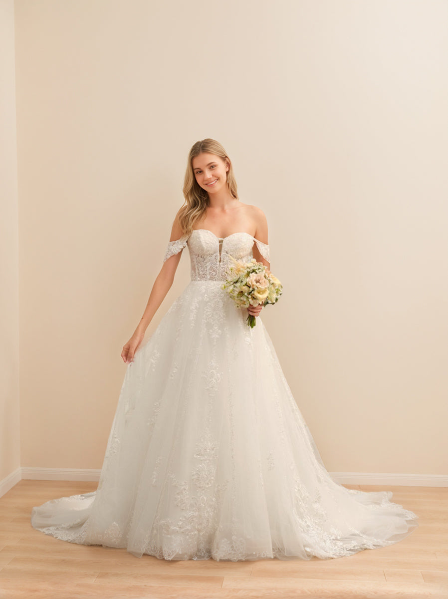 Off-the-Shoulder Sleeveless Long Tulle Ball Gown Wedding Dress with Lace Appliques