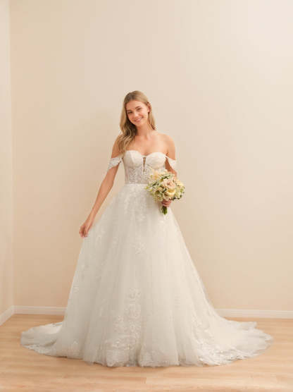 Off-the-Shoulder Sleeveless Long Tulle Ball Gown Wedding Dress with Lace Appliques