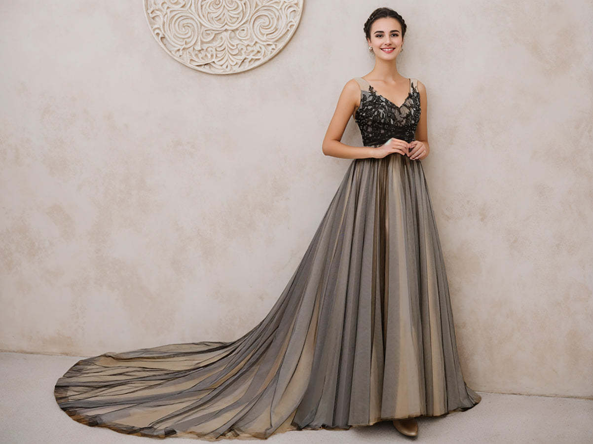 Sleeveless V-Neck Tulle Ball Gown Wedding Dress with Appliques and Beading