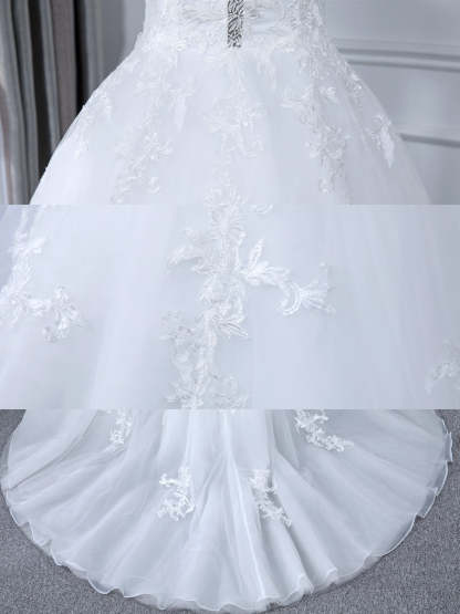 Long-Sleeve A-Line Wedding Dress in Sheer Tulle with Lace Appliques