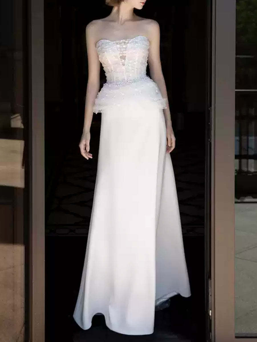 White Strapless Sleeveless A-Line Wedding Dresses Featuring Lace Appliques