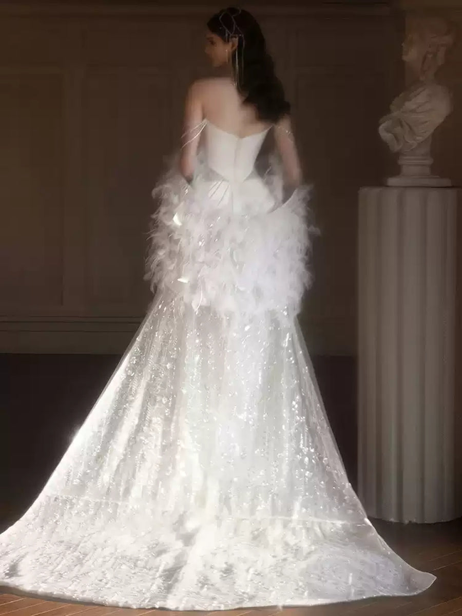 Elegant Off-the-Shoulder Wedding Dresses with Beadings, Chains & Feather in Trumpet/Mermaid Silhouette-BMbridal.UK