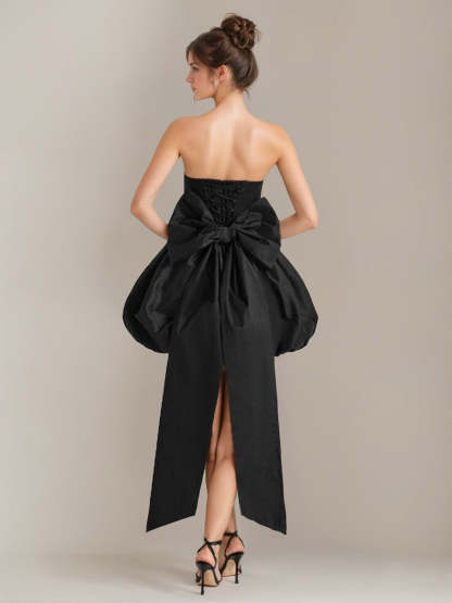 Classic Strapless Mini Wedding Dress with Detachable Bow in A-Line/Princess Style