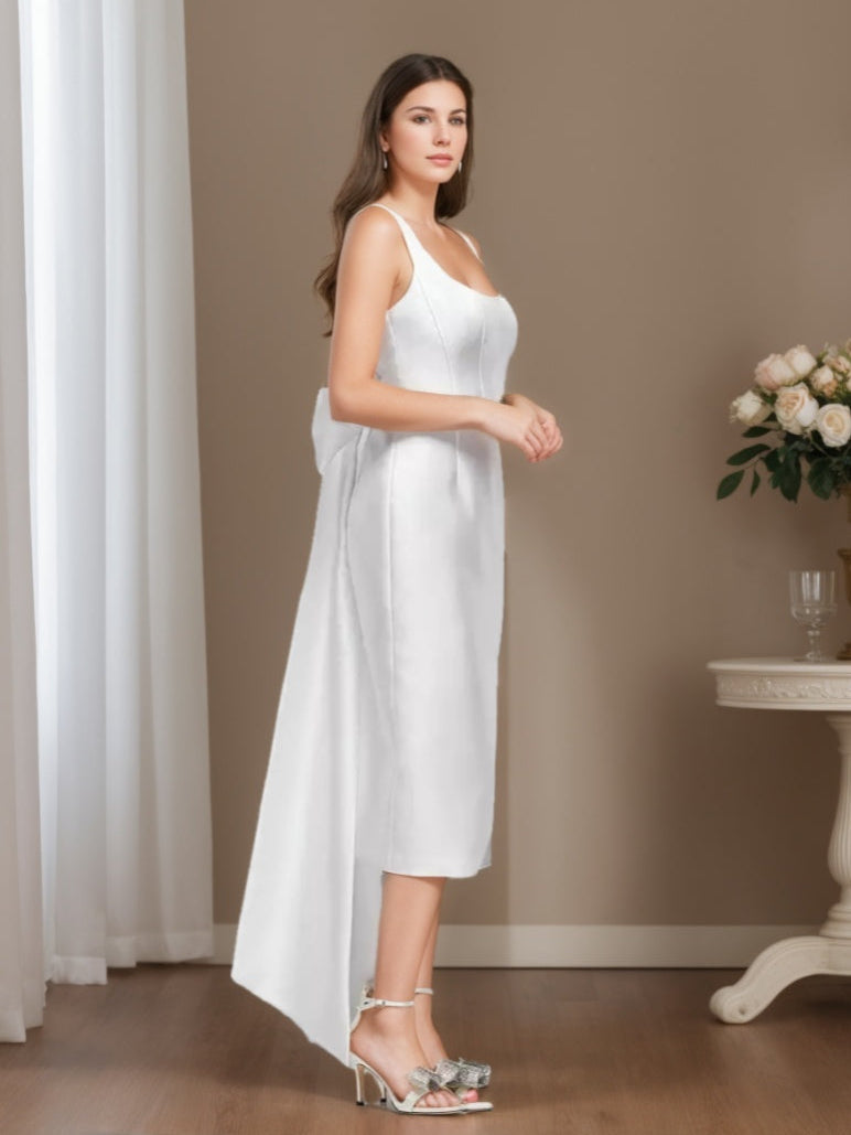 Sleeveless Wedding Dress with Floor-Length Bow and Sheath/Column Scoop