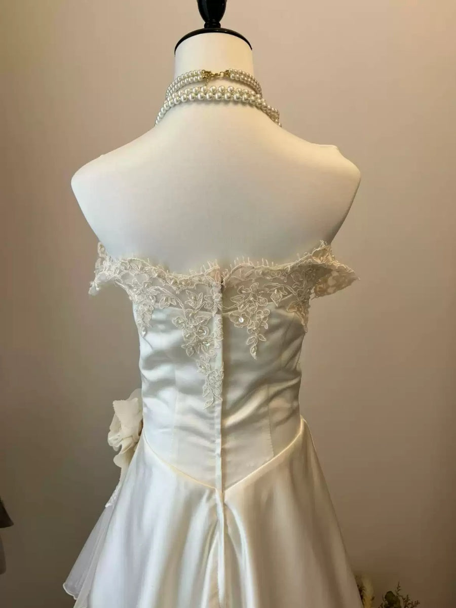 Off-the-shoulder A-line Princess Wedding Dresses with Ruched Tulle, Appliques & Pearls