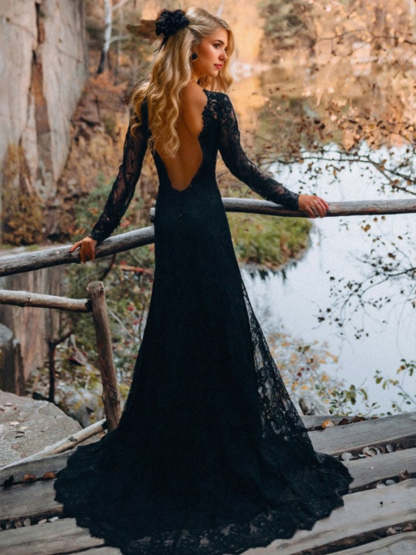 Elegant Black Backless Wedding Dress with Side Slit and Sweep Train