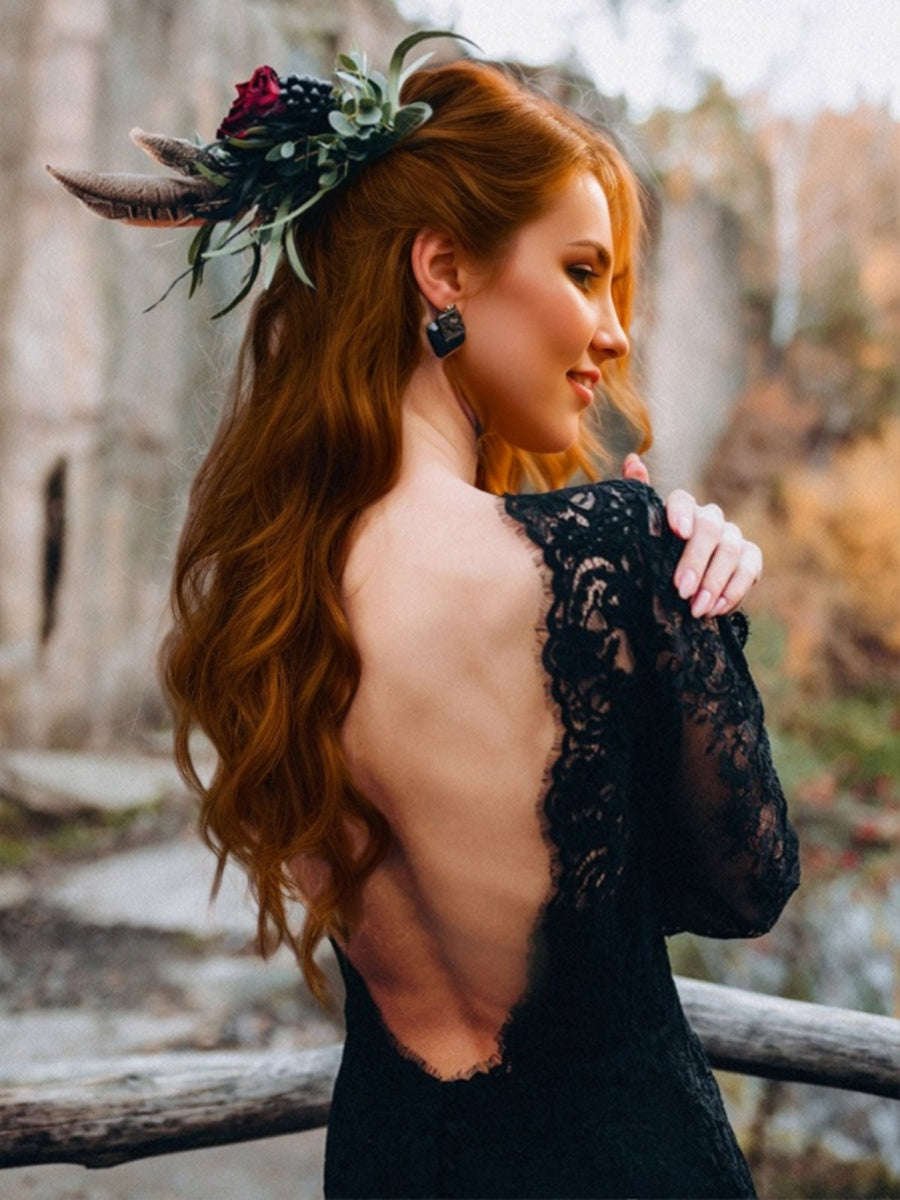Elegant Black Backless Wedding Dress with Side Slit and Sweep Train