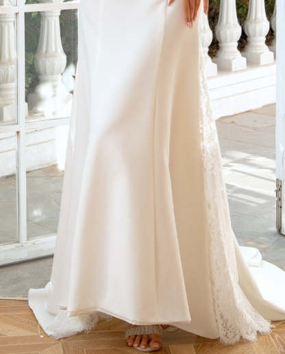 Princess A-Line Wedding Dresses with Jewel Neck and Long Lace Sleeves